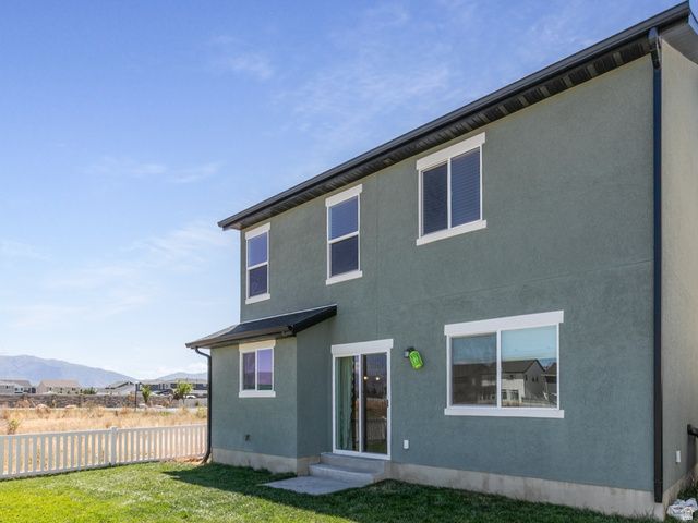 2432 W 3200 S, Syracuse, UT 84075