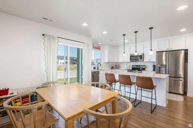 2432 W 3200 S, Syracuse, UT 84075