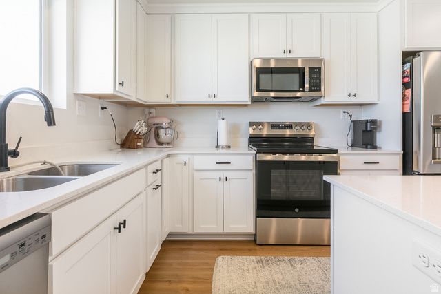 2432 W 3200 S, Syracuse, UT 84075