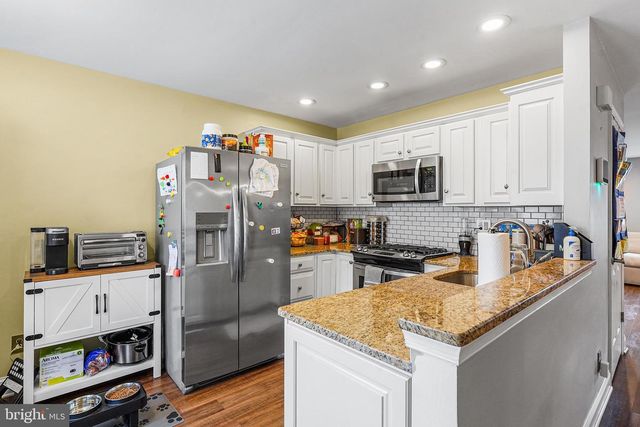 52 FOX MEADOW DR, Sicklerville, NJ 08081