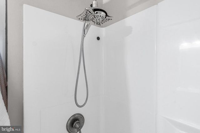 52 FOX MEADOW DR, Sicklerville, NJ 08081