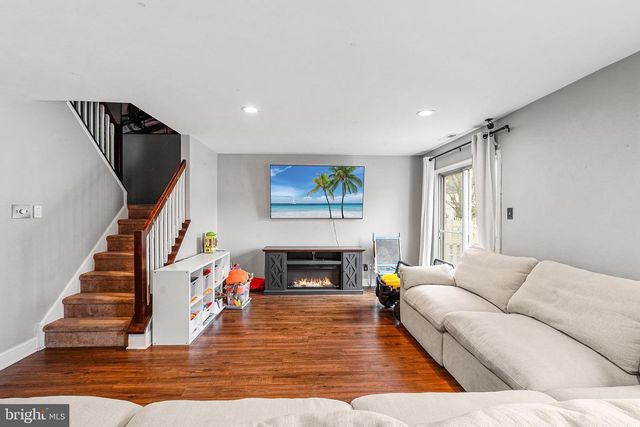 52 FOX MEADOW DR, Sicklerville, NJ 08081