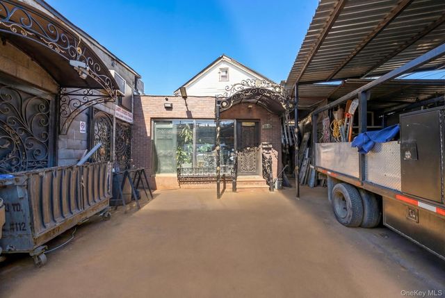 169-27 Liberty Avenue, Jamaica, NY 11433