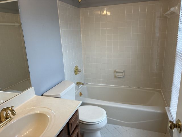 2044 Graybar Ln, Nashville, TN 37215