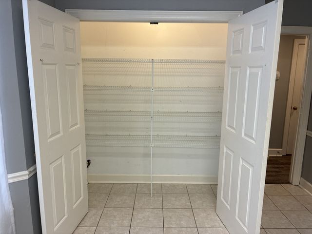 2044 Graybar Ln, Nashville, TN 37215