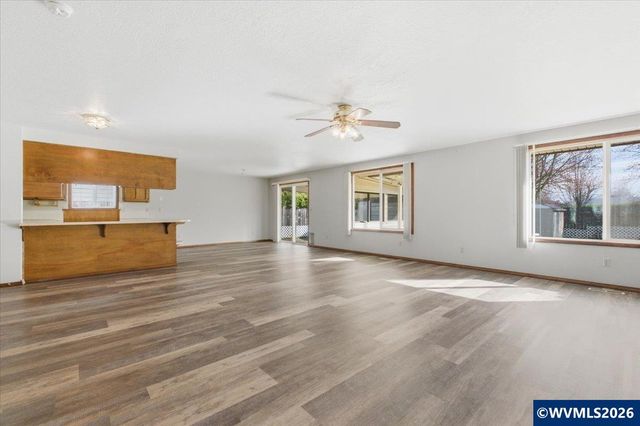 4149 Evergreen St SE, Albany, OR 97322