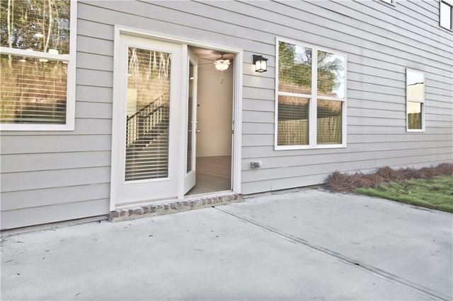 7375 Rocklin Lane, Flowery Branch, GA 30542