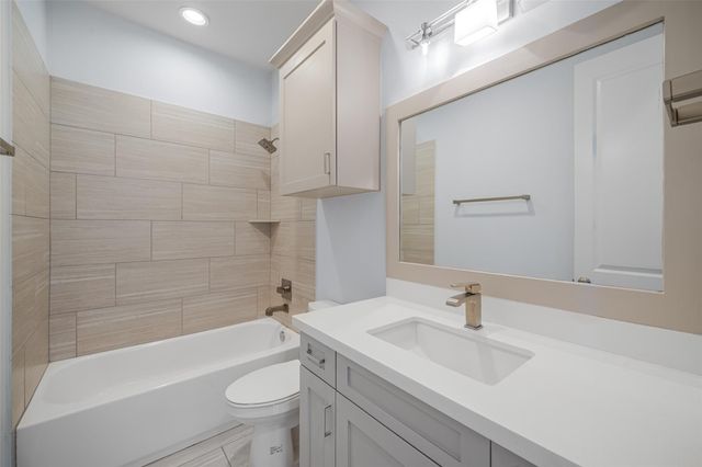 2324 Camden Drive C, Houston, TX 77021