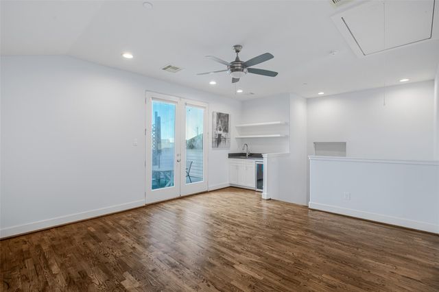 2324 Camden Drive C, Houston, TX 77021