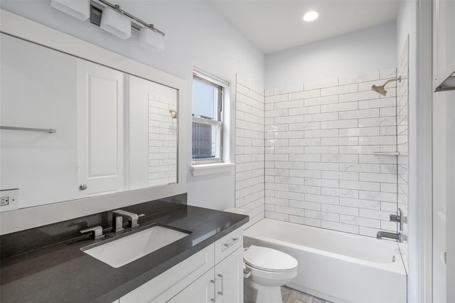 2324 Camden Drive C, Houston, TX 77021