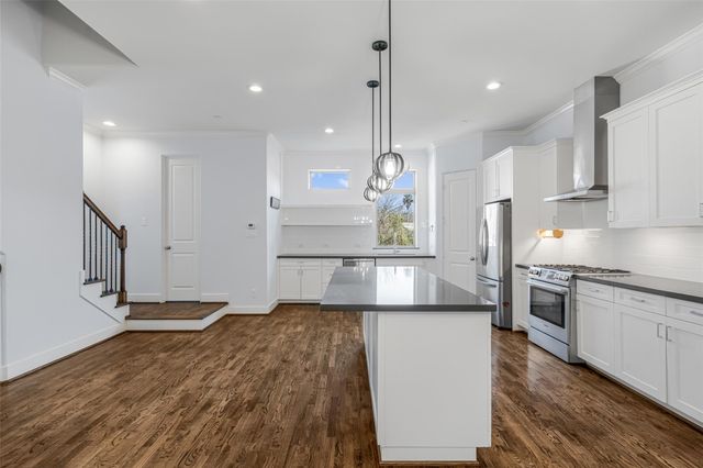 2324 Camden Drive C, Houston, TX 77021