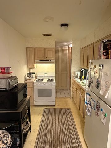 1475 Rebecca Drive 213, Hoffman Estates, IL 60169