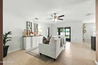 8648 LAKE GEORGE Circle E, Macclenny, FL 32063