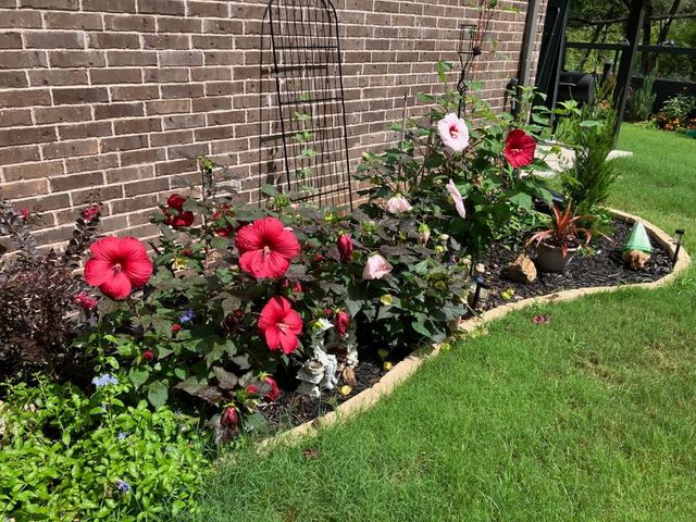 1136 Ridgeview Circle, Granbury, TX 76048