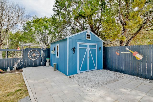 1136 Ridgeview Circle, Granbury, TX 76048