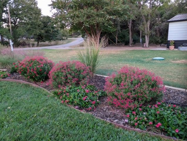 1136 Ridgeview Circle, Granbury, TX 76048