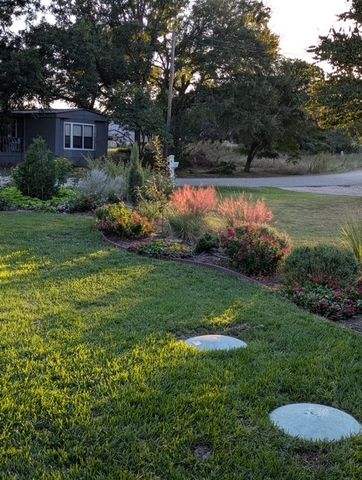 1136 Ridgeview Circle, Granbury, TX 76048