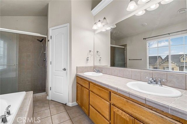 4729 W Cornell, Fresno, CA 93722