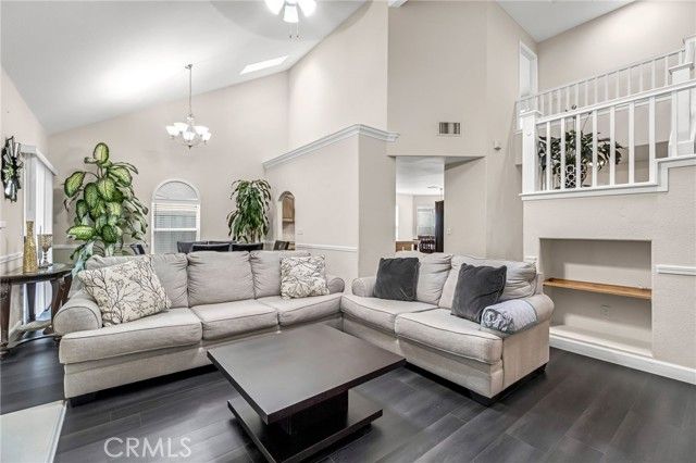 4729 W Cornell, Fresno, CA 93722