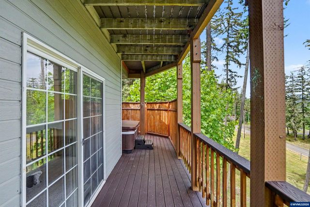24258 Columbine Dr, Philomath, OR 97370