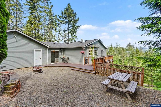 24258 Columbine Dr, Philomath, OR 97370