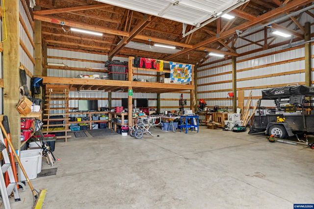 24258 Columbine Dr, Philomath, OR 97370