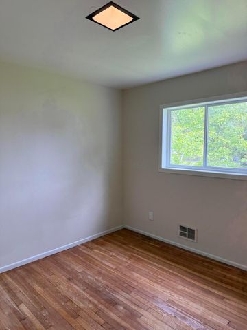 3184 Scottwood Road, Columbus, OH 43227