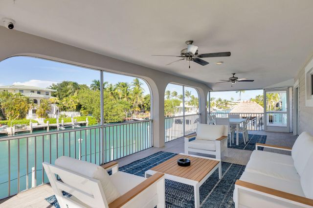 W 230 Seaview Drive, Duck Key, FL 33050
