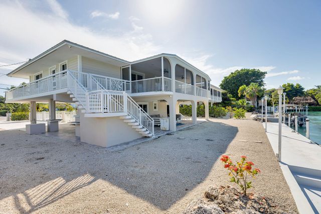 W 230 Seaview Drive, Duck Key, FL 33050