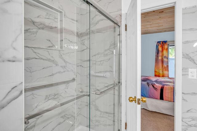 W 20838 5th Avenue, Cudjoe Key, FL 33042