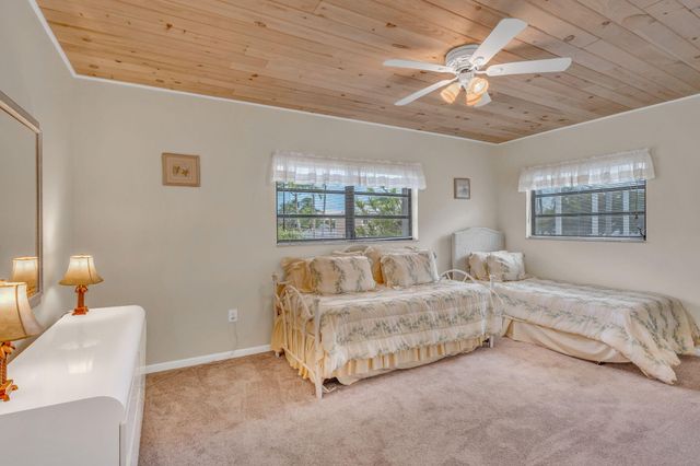 W 20838 5th Avenue, Cudjoe Key, FL 33042