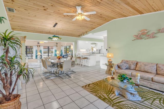 W 20838 5th Avenue, Cudjoe Key, FL 33042
