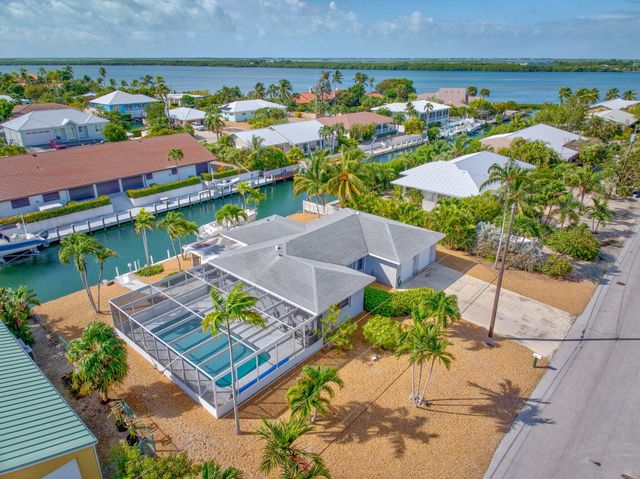 W 20838 5th Avenue, Cudjoe Key, FL 33042