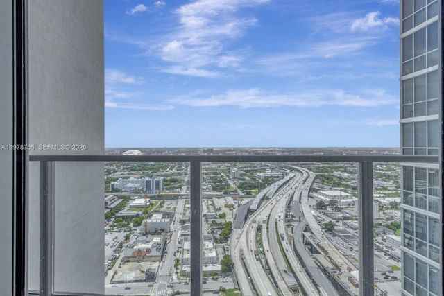 1100 Biscayne Blvd 4002, Miami, FL 33132