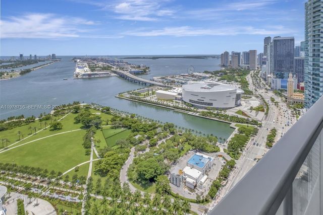 1100 Biscayne Blvd 4002, Miami, FL 33132