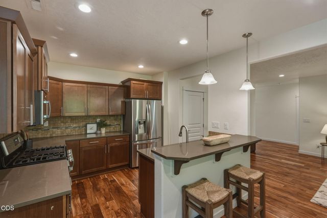 1847 NE Ellamae Place, Bend, OR 97701