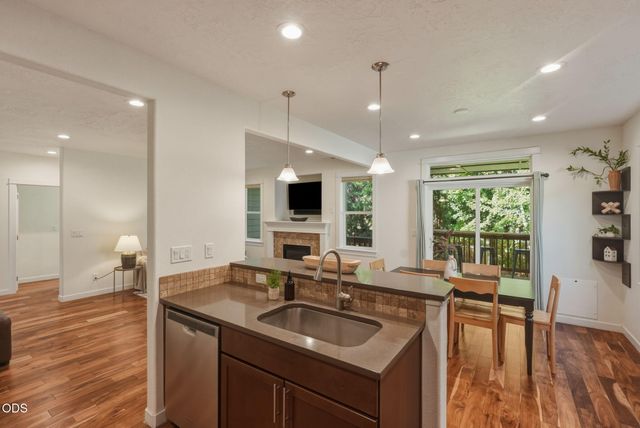1847 NE Ellamae Place, Bend, OR 97701