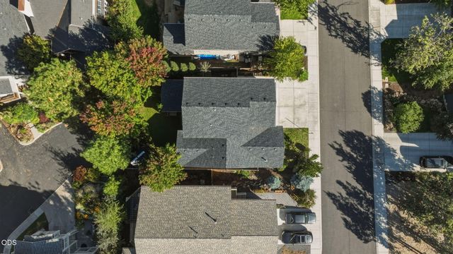1847 NE Ellamae Place, Bend, OR 97701