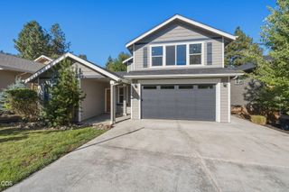 1847 NE Ellamae Place, Bend, OR 97701