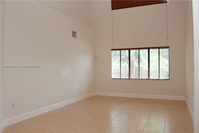 19383 SW 79th Ave, Cutler Bay, FL 33157