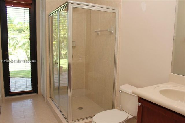 19383 SW 79th Ave, Cutler Bay, FL 33157