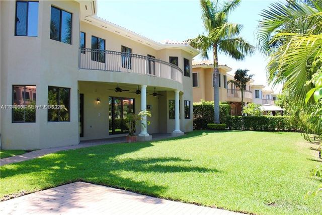 19383 SW 79th Ave, Cutler Bay, FL 33157