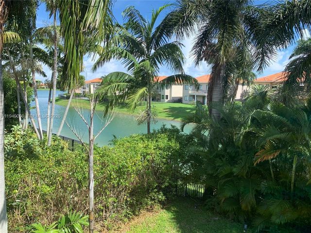 19383 SW 79th Ave, Cutler Bay, FL 33157