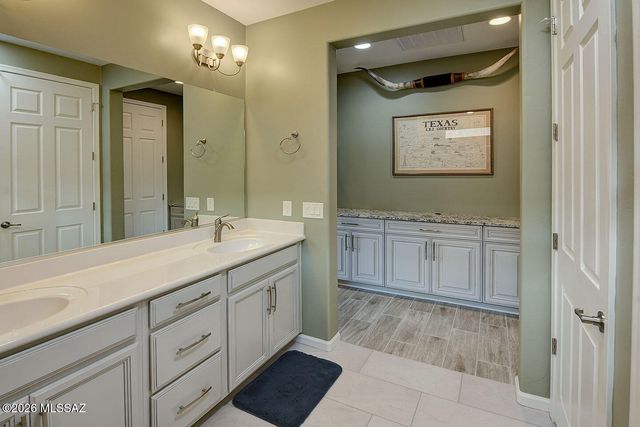 10261 E Iron Horse Trail, Tucson, AZ 85747