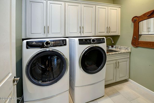 10261 E Iron Horse Trail, Tucson, AZ 85747