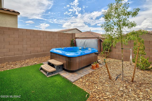 10261 E Iron Horse Trail, Tucson, AZ 85747