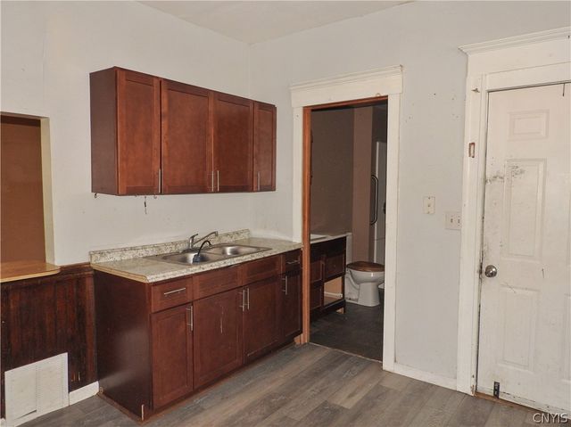 111 Michaels Avenue, Syracuse, NY 13208