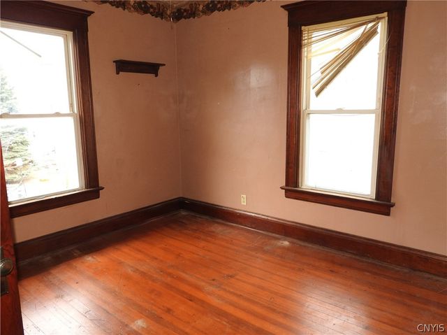 111 Michaels Avenue, Syracuse, NY 13208