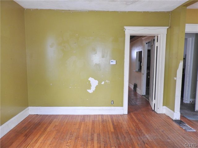 111 Michaels Avenue, Syracuse, NY 13208