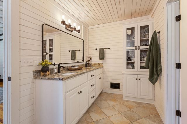 1382 Intermediate Road, Harlem, GA 30814